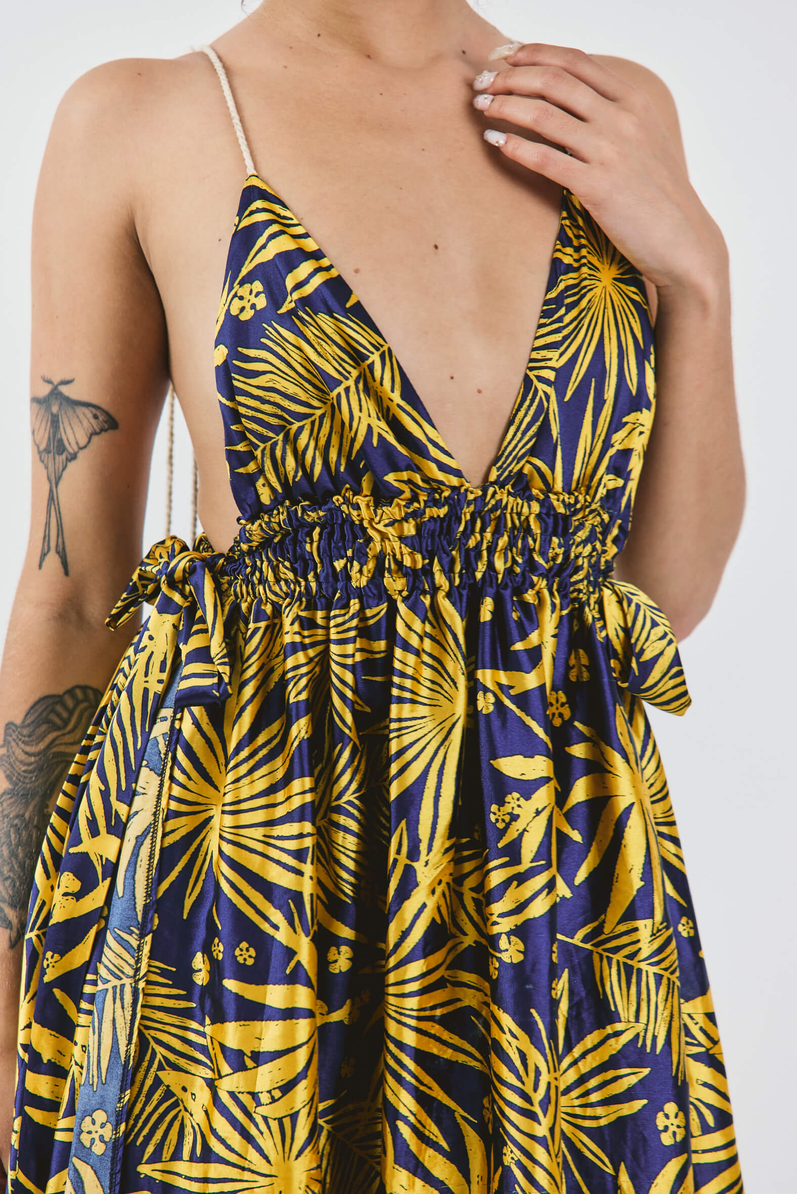 VESTIDO FLORA