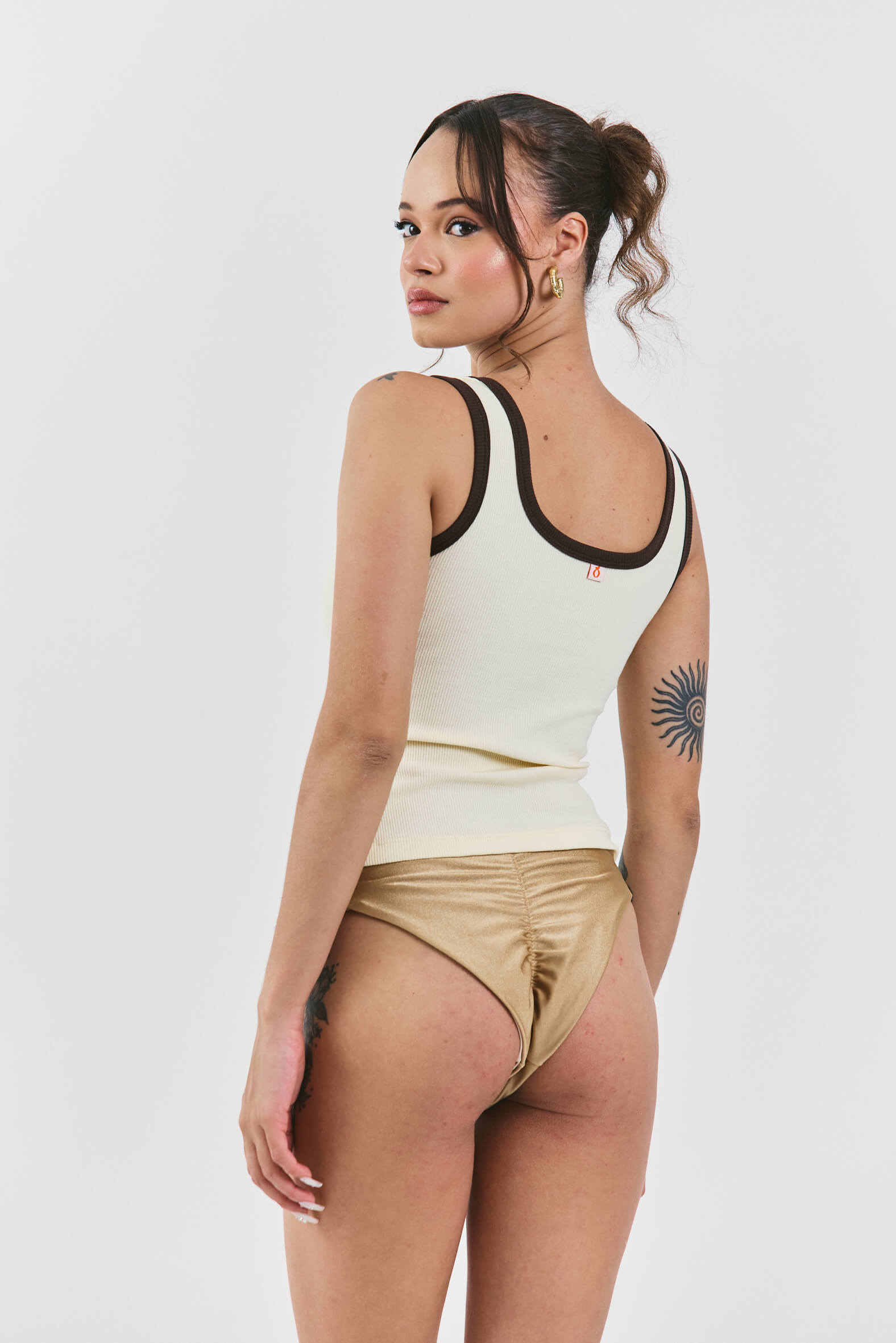 TANK TOP OLEAJE
